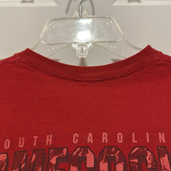 Guy Harvey South Carolina Gamecocks T shirt size small. Garnet/deep dark red - Picture 11 of 15